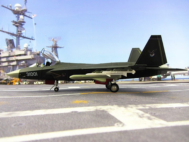 Shenyang J-31Source: https://desarrollodefensaytecnologiabelica.blogspot.com License CC BY-NC-SA 4.0